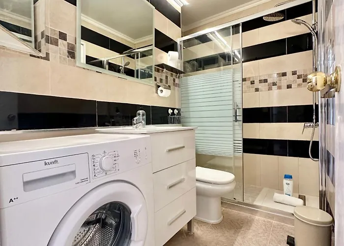 Torres De Yomely - M1f *