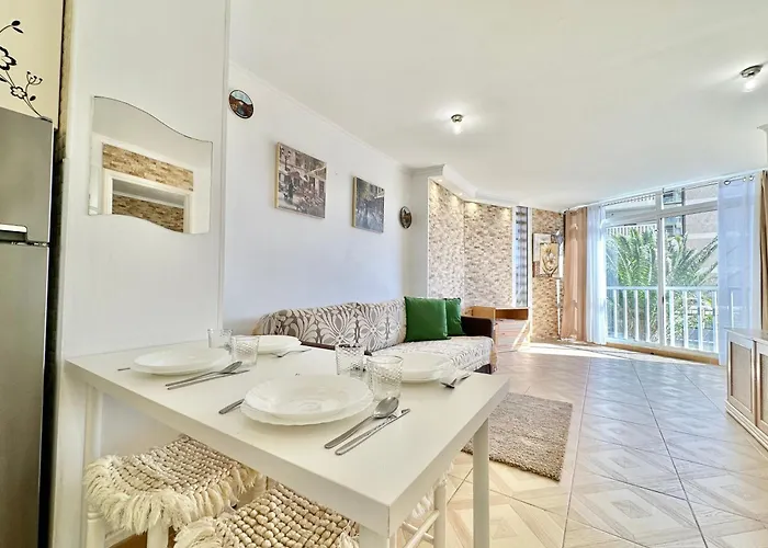 Torres De Yomely - M1f Playa de las Americas (Tenerife)